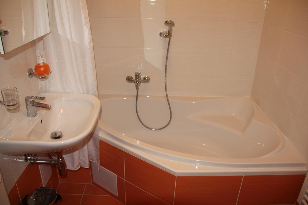 Apartman Relax 올로모우츠 외부 사진